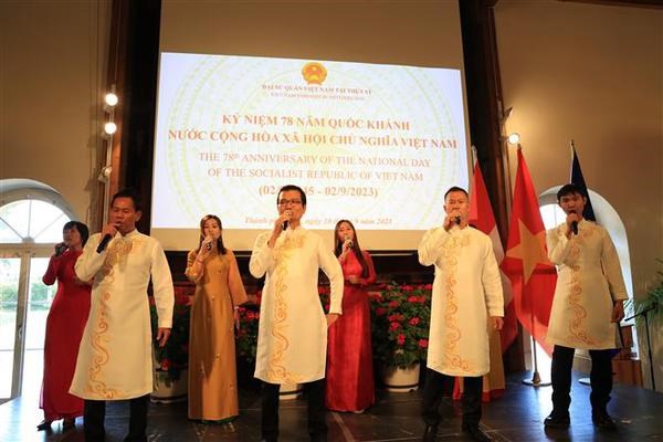 La Fete nationale du Vietnam celebree en Suisse hinh anh 2