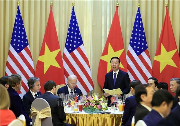 Le president Vo Van Thuong preside un banquet en l’honneur du president Joe Biden hinh anh 1