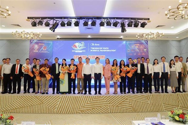 Le 7e Forum scientifique des etudiants internationaux souligne le role des jeunes dans la transformation numerique hinh anh 1