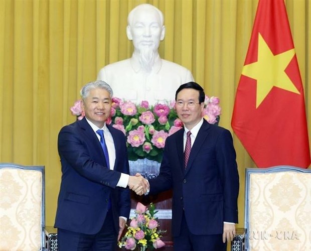 La visite d’Etat du president mongol au Vietnam devrait renforcer l'amitie et la cooperation bilaterales hinh anh 1