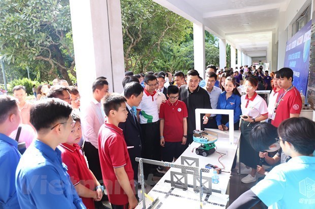 Le Vietnam veut mieux former des ressources humaines dans le domaine des STEM hinh anh 1