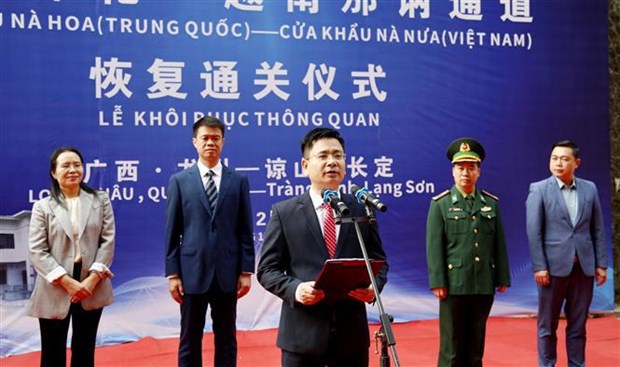 Vietnam-Chine : retablissement du dedouanement au poste-frontiere de Na Nua a Lang Son hinh anh 2