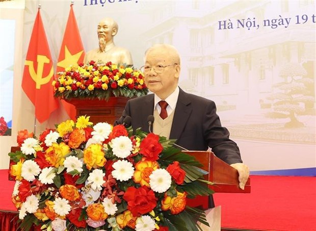 Le secretaire general du PCV Nguyen Phu Trong a la 32e Conference de la diplomatie hinh anh 1