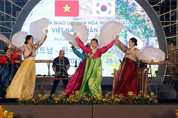 Echange culturel entre Da Lat (Vietnam) et Chuncheon (R. de Coree) hinh anh 2