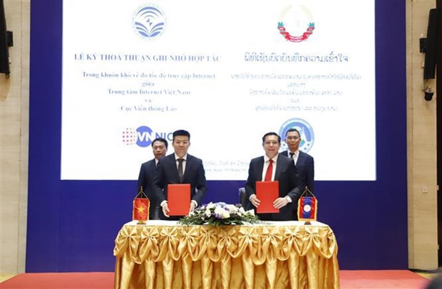 Le Vietnam aide le Laos a assurer la securite de l’information en 2024 hinh anh 2