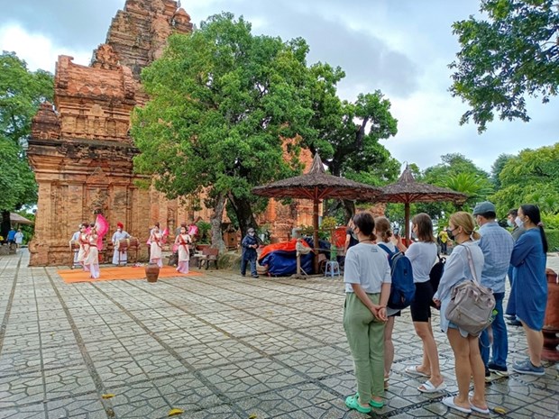 Pourquoi le Vietnam seduit toujours plus de touristes russes hinh anh 1