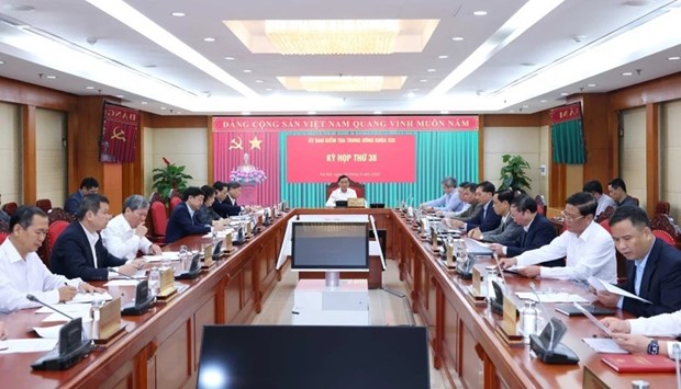 Mesures disciplinaires contre des responsables du Parti a Vinh Phuc et Quang Ngai hinh anh 1