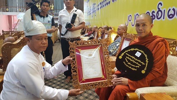 Le bonze gerant d'une pagode vietnamienne au Myanmar recoit un titre honorifique hinh anh 1
