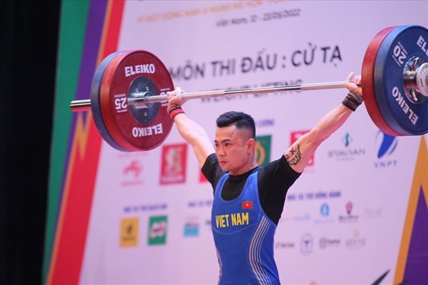 Un halterophile vietnamien remporte la Coupe du monde de la Federation internationale d'halterophilie hinh anh 1
