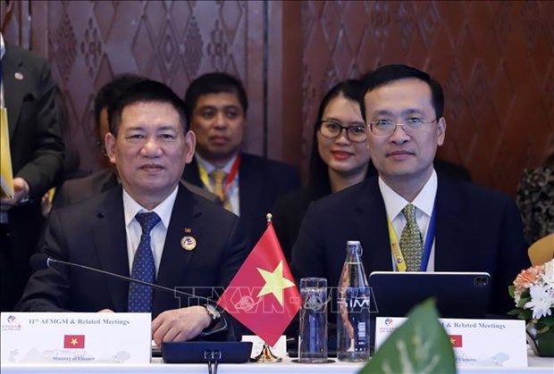 Le Vietnam participe a des reunions de l'ASEAN sur des questions financieres et monetaires hinh anh 1