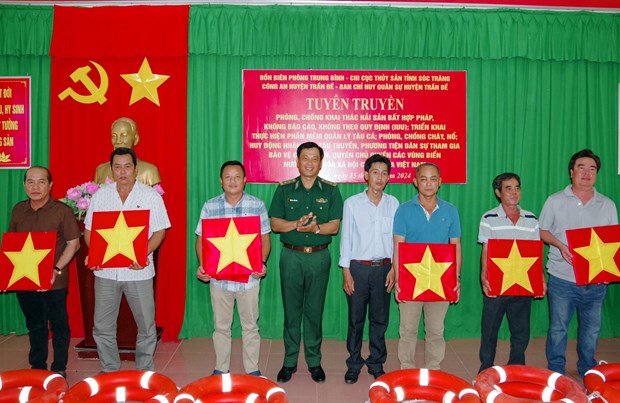 Soc Trang renforce la sensibilisation sur la lutte contre la peche INN hinh anh 1