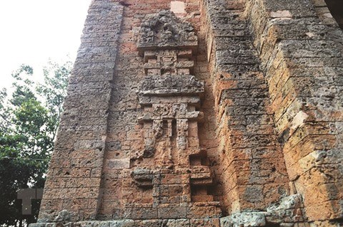 La tour Binh Thanh, un symbole de la culture d’Oc Eo a l’epreuve du temps hinh anh 3
