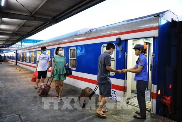 Les gares de Hanoi et Giap Bat seront deplacees pour la ligne Yen Vien-Ngoc Hoi hinh anh 2