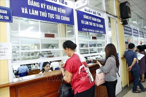 Sante : plus de 4,8 millions de Hanoiens peuvent utiliser leur carte d'identite a puce hinh anh 1