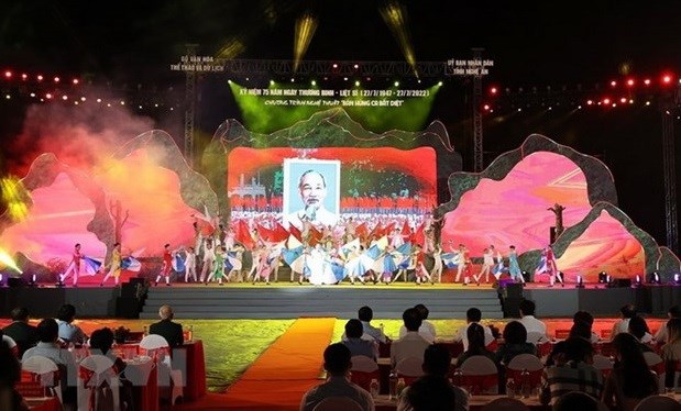 Spectacle musical pour marquer les 80 ans du Programme culturel du Vietnam hinh anh 1