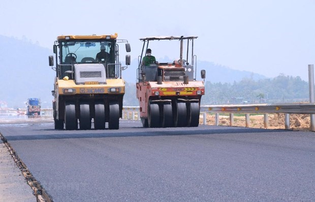 Les sous-projets de l’autoroute Nord-Sud accelerent leurs progres et investissements hinh anh 1
